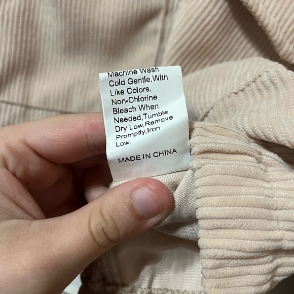 SHEIN corduroy cropped tan zip-up jacket. Never worn! Size Large. - Picture 6 of 7